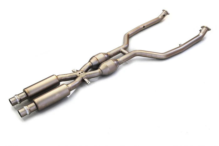 Akrapovic X-pipe // BMW M3 E90, E92, E93